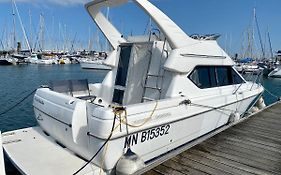 Nuit Insolite Sur Un Bateau Linge Et Menage Inclus - Boat Paradise La Rochelle